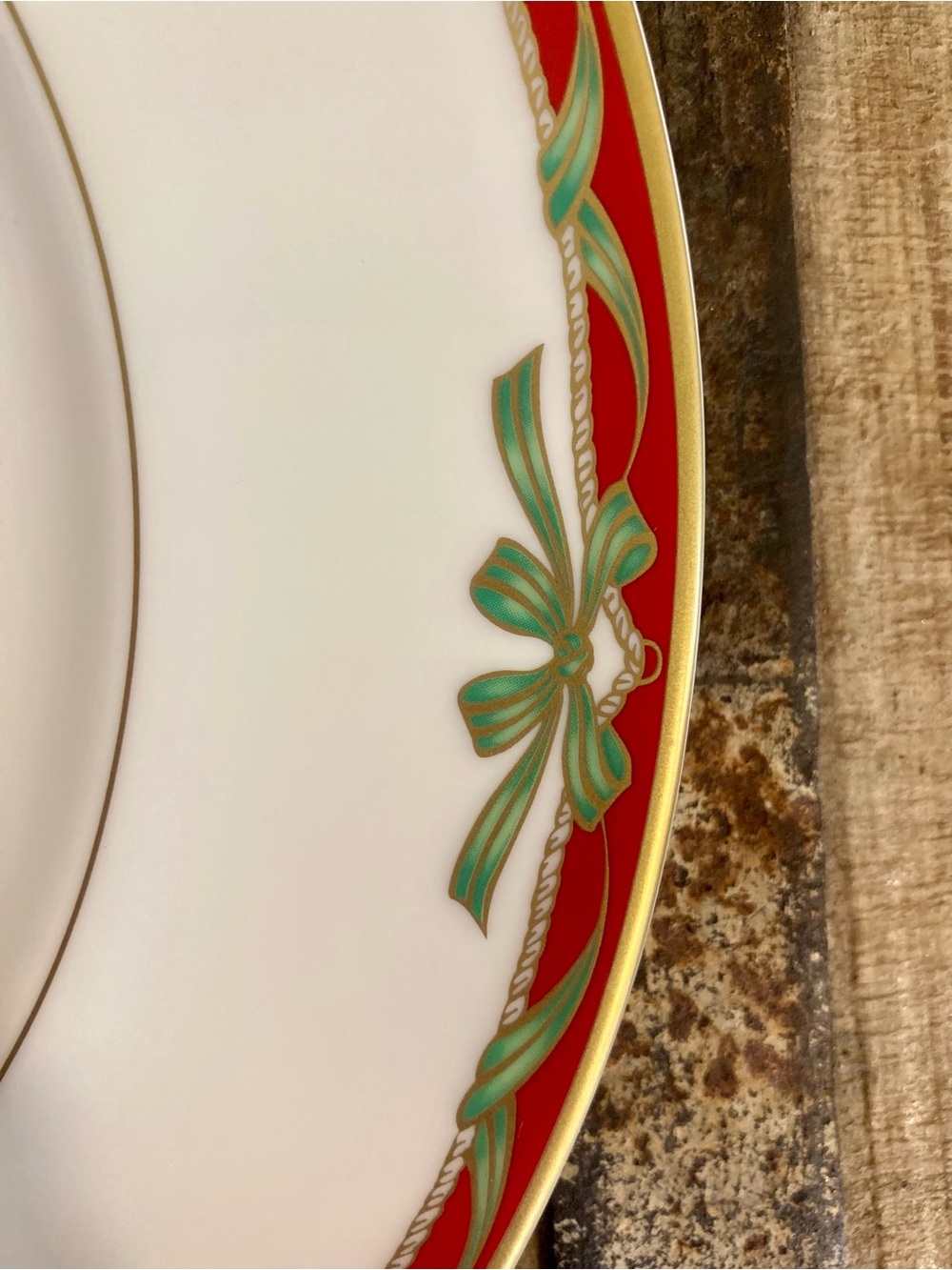 4 Dinner Plates Waterford Fine China Holiday Ribbons Christmas Plates - Picture 2 of 14